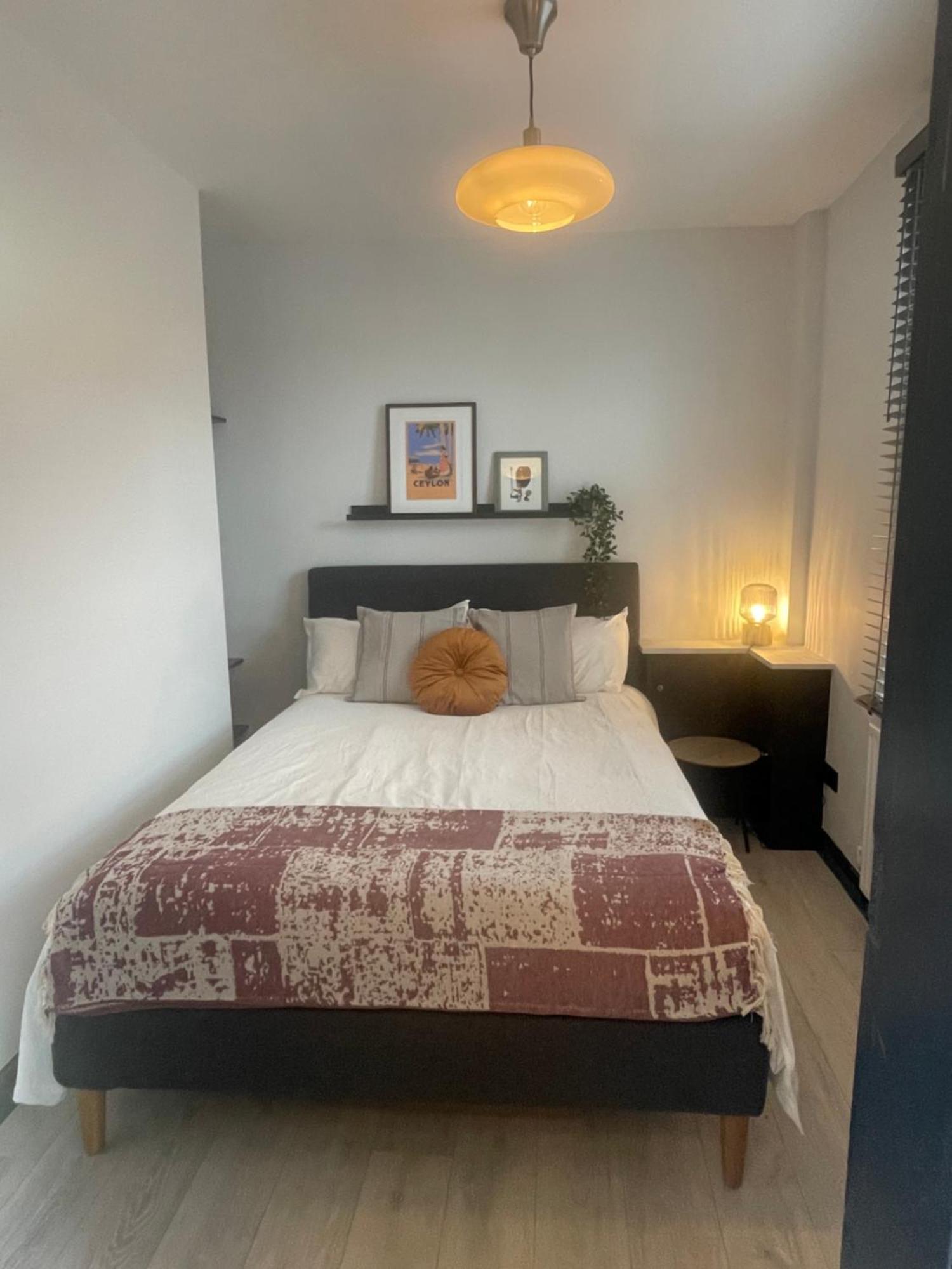 Smart Tidy Home Close To Chester City Centre Exteriör bild